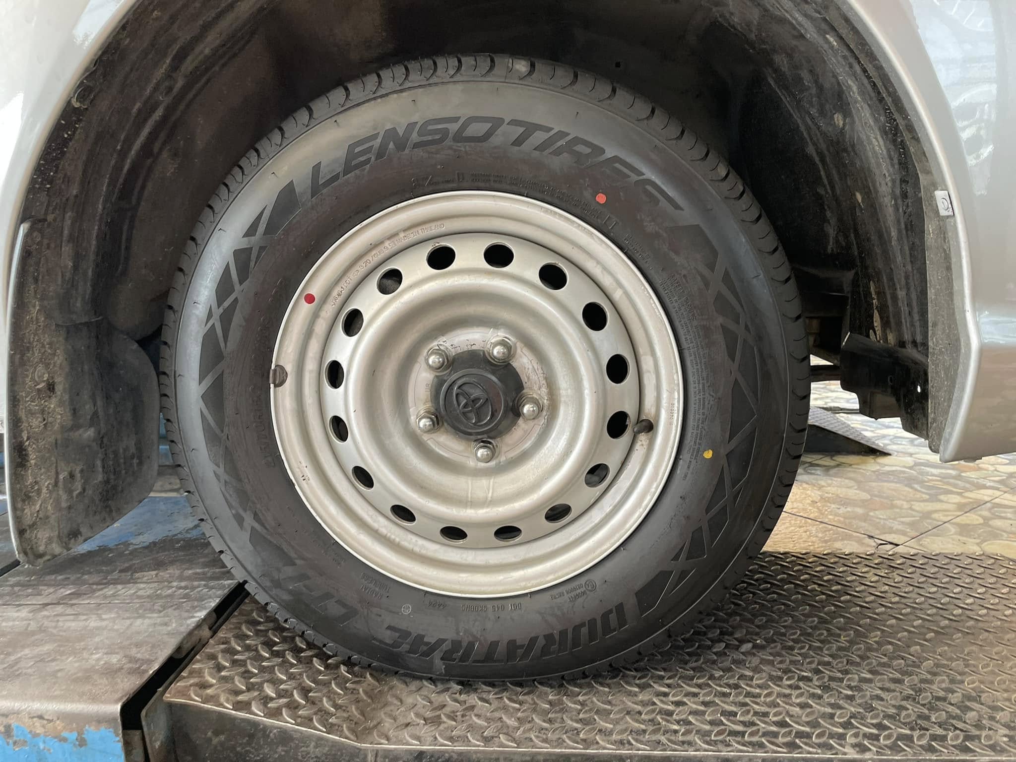 #TOYOTA_REVO🛞 เปลี่ยนยาง #LENSO_TIRES LT-1 215/70R15