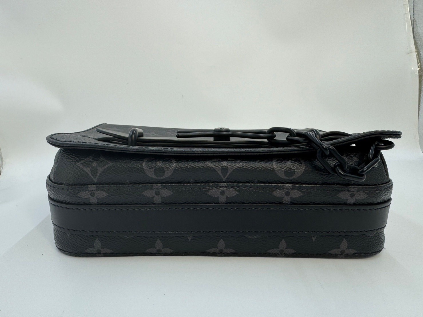 LV Steamer Monogram Elipse Messenger Bag Microchip มือสอง ของแท้