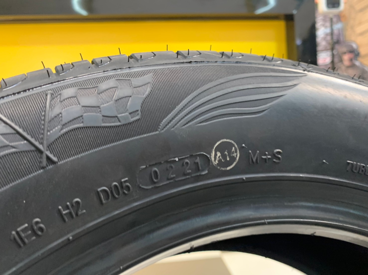 195/60R15 ยางใหม่ นุ่มเงียบ OTANI EK1000 ยางใหม่ปี2021 ราคาพิเศษพร้อมติดตั้งฟรี สามารถสอบถามเพิ่มเติมได้ค่ะ