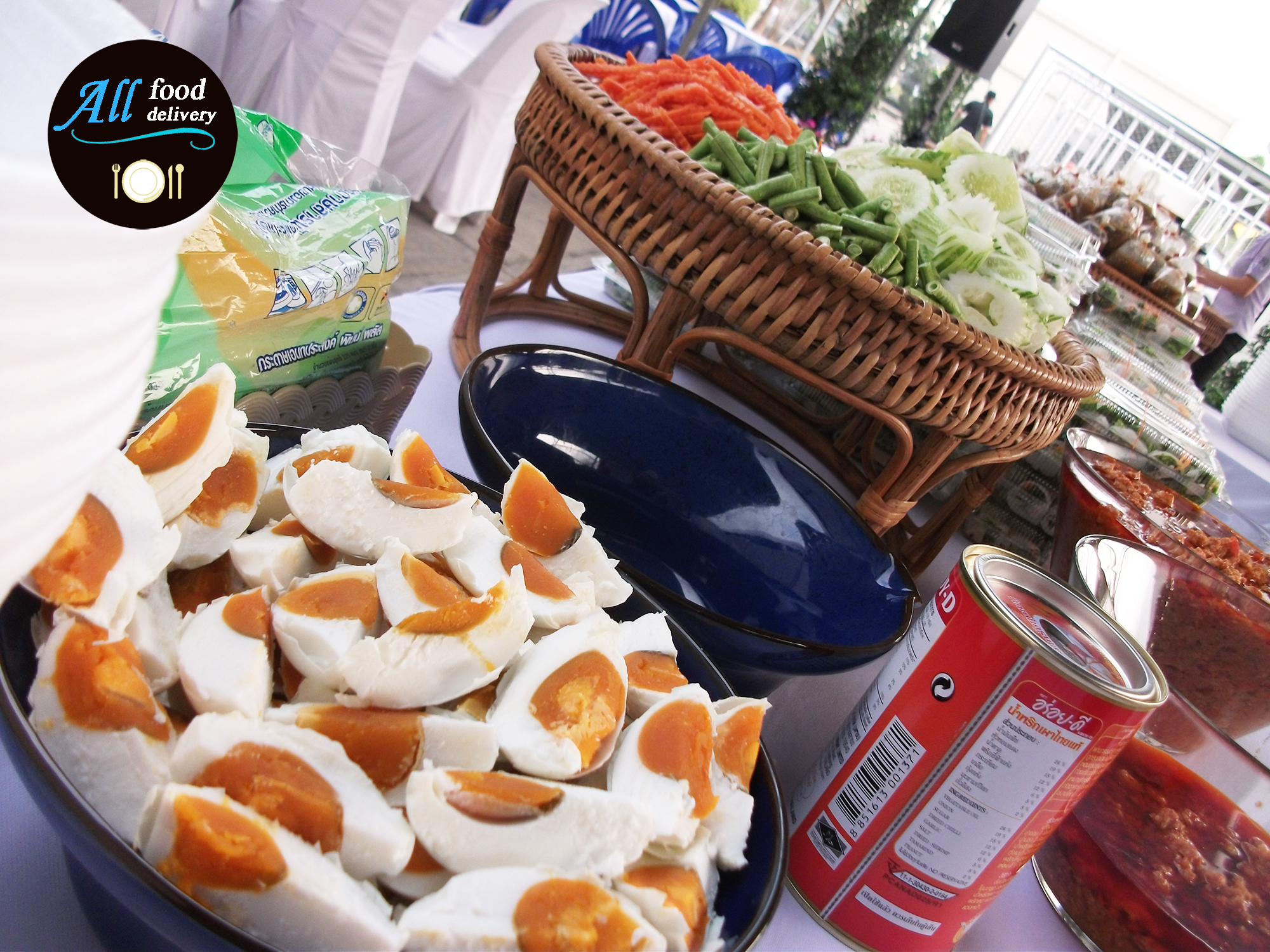 ซุ้มข้าวคลุกน้ำพริกเผา/อ่อง