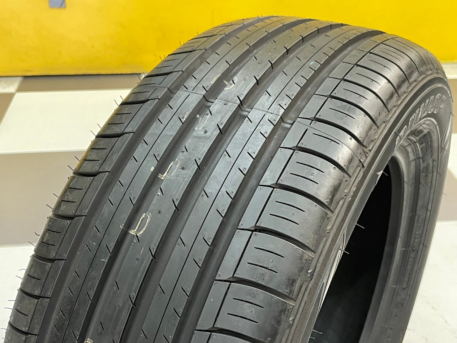 ยางดันลอป #DUNLOP_EC300 215/55R16 ยางใหม่ ปีเก่าปี19 (มี1เส้น)