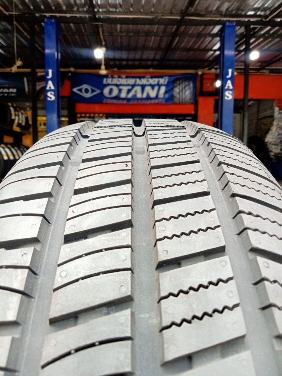 ยางใหม่ ATLAS FORCE HP 195/65R15 ยางใหม่ปี 2022 (ยางมี3เส้น )