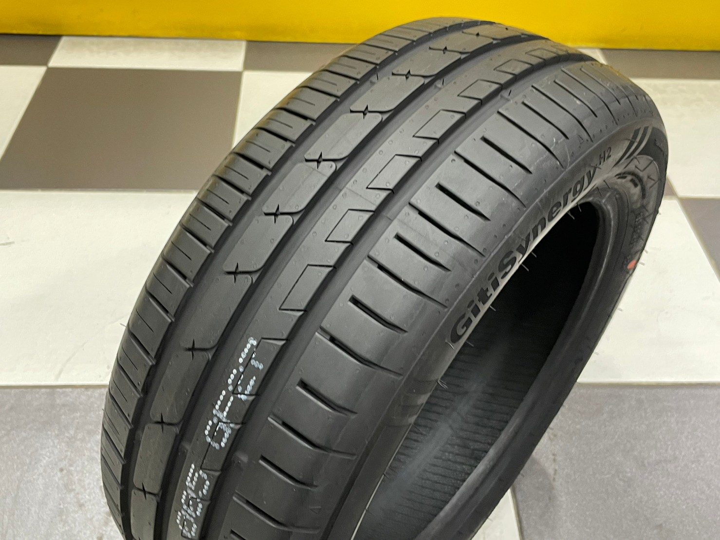 185/55R15 GITI SynergyH2 ยางใหม่ปี2023