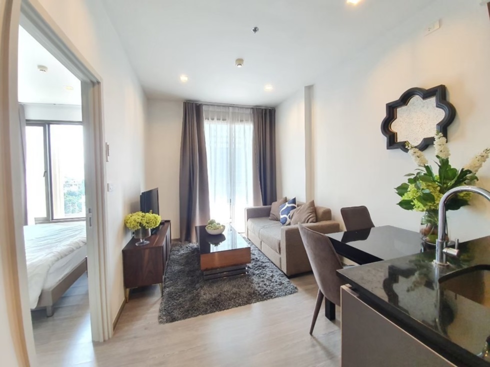*FOR SALE* NYE by Sansiri ห้องสวยพร้อมอยู่ ใกล้ BTS วงเวียนใหญ่ 150 ม.