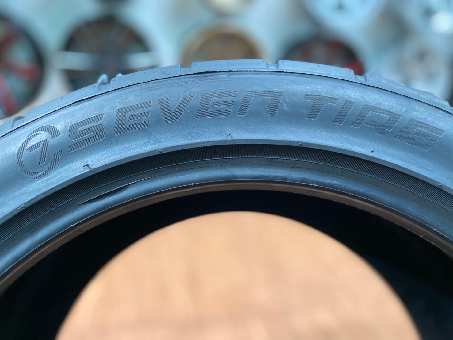 ยางลายซิ่ง Seven Tire RS-07 235/45R18 265/40R18 ยางนุ่มหนึบ พร้อมติดตั้งฟรี