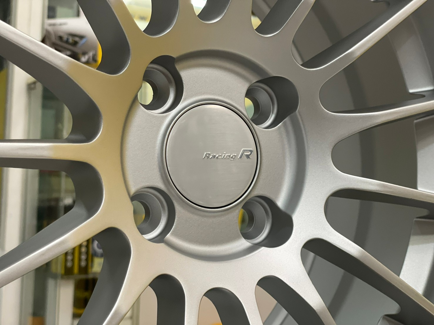 ล้อแม็กซ์ใหม่ขอบ15 RS05RR สีบรอนซ์ซิลเวอร์ กว้าง7ออฟ35 4รู100 SSW