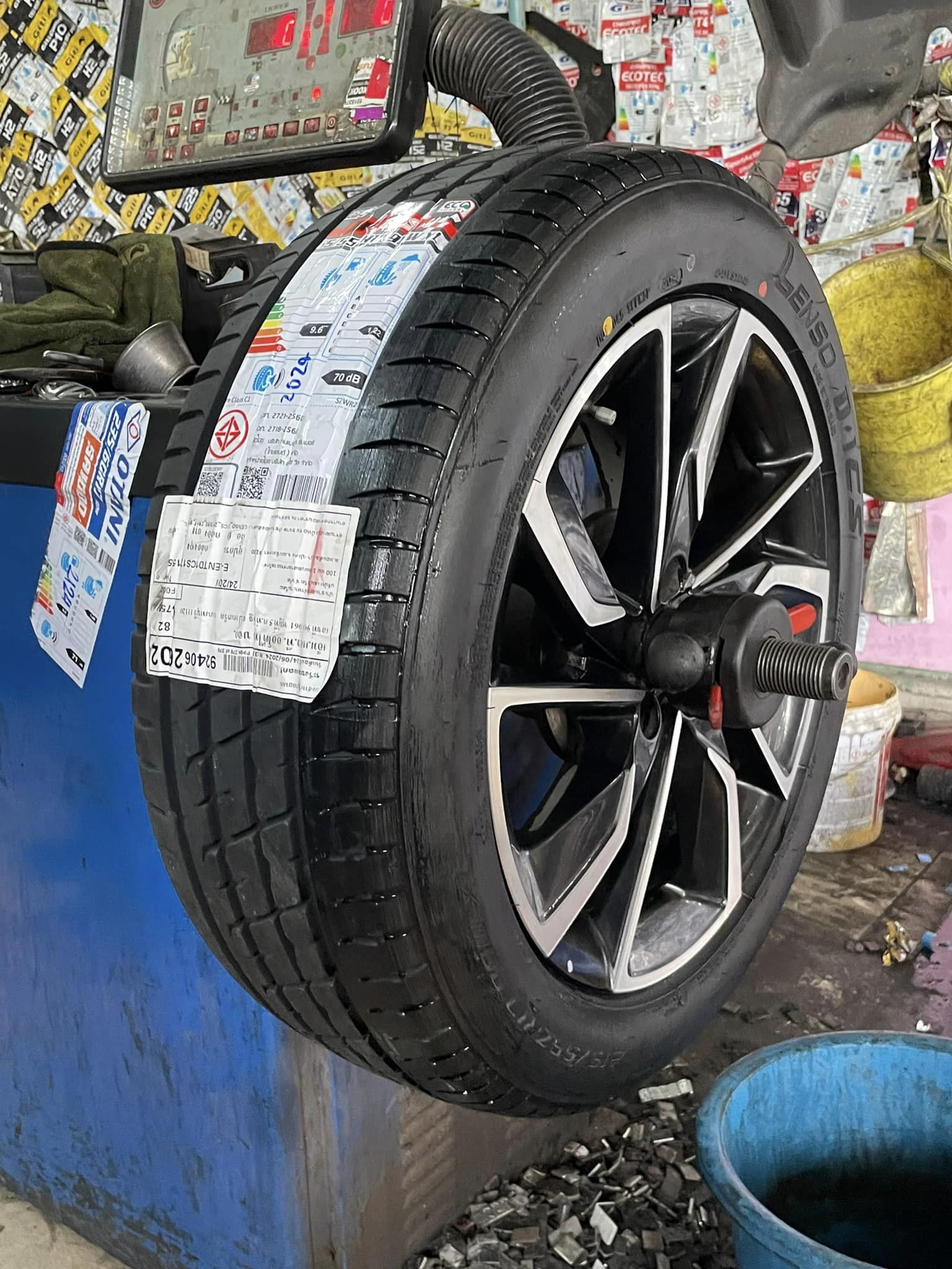 🛞 #MG_ZS🚘 🛞🐘#LENSO #D-1CS 215/55R17