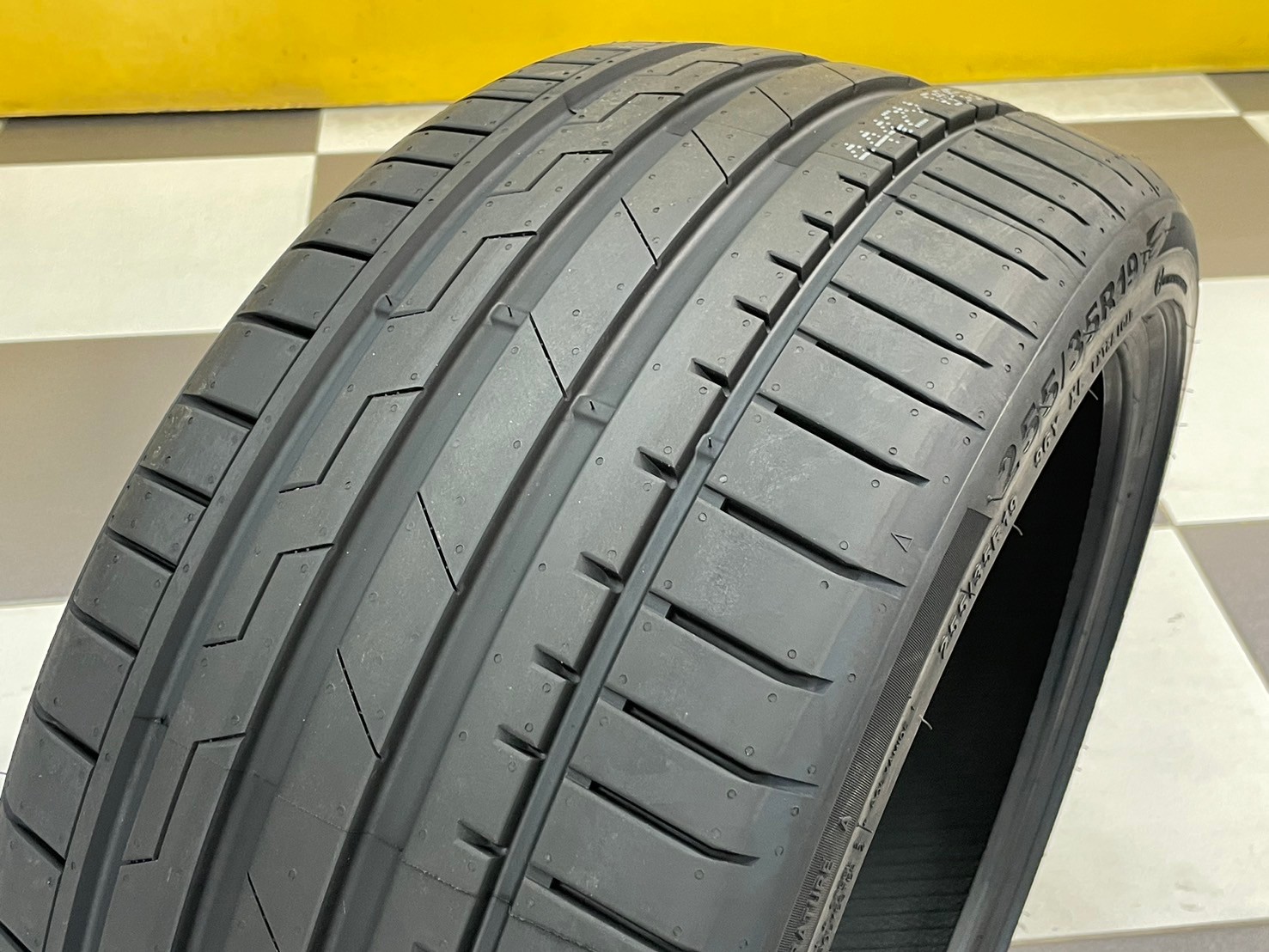GITI SPORT S2 255/35R19 ยางใหม่ปี2024