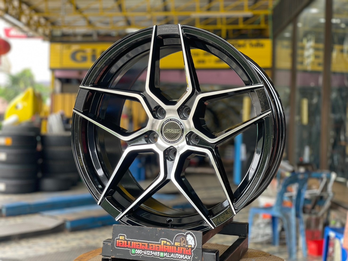 #ล้อแม็กซ์ขอบ18 #SSW366 หล่อ เท่ สไตล์VIP 18x9 ET40 5x114.3 สีดำขอบขาวเงา