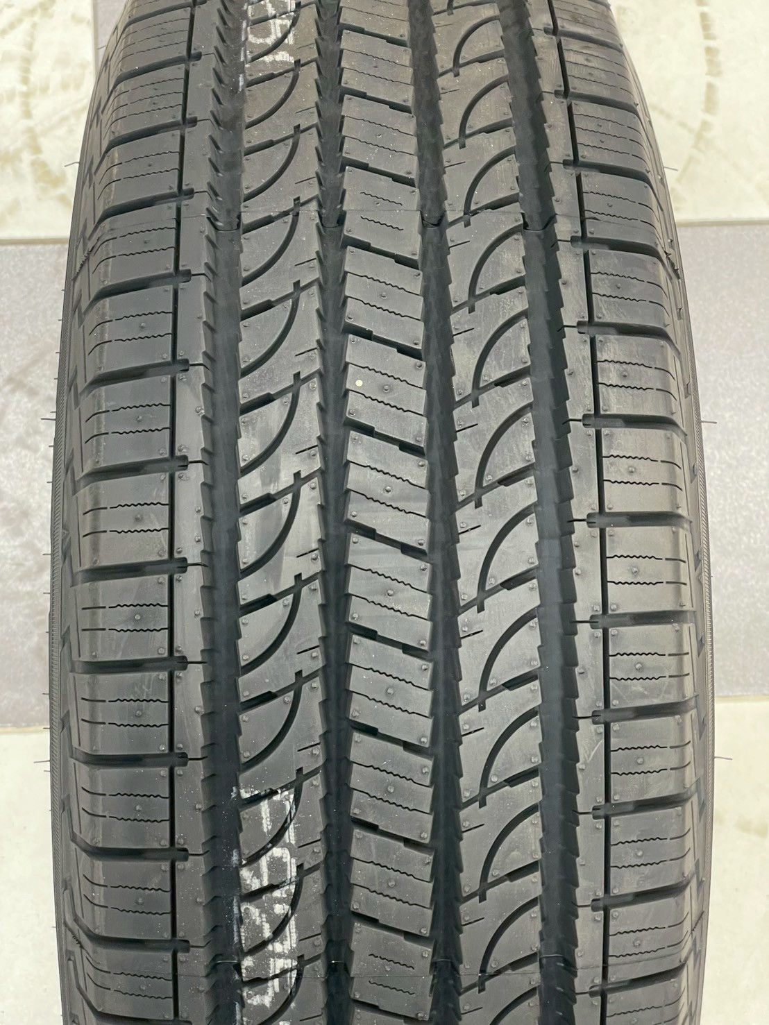 ยาง YOKOHAMA GEOLANDAR H/T G056 ขนาด 265/70R16 ยางใหม่ปี2025