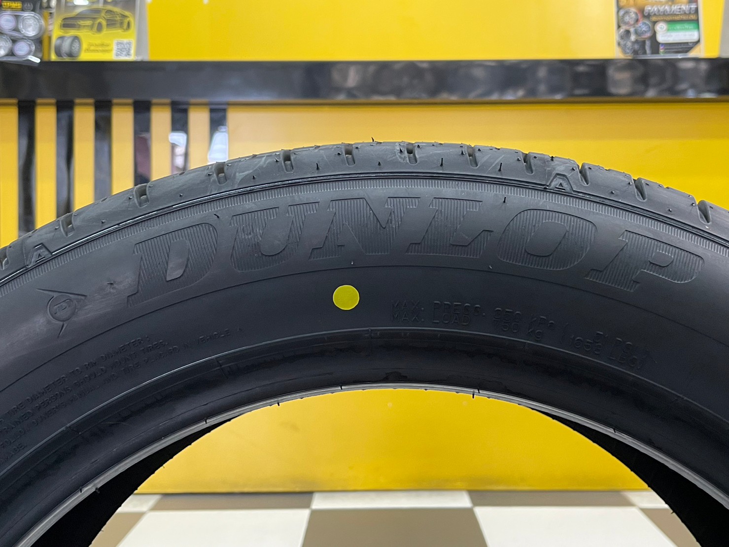 ยางใหม่ดันลอป DUNLOP SP SPORT FM800 225/55R18 ยางใหม่ปี2023 (4เส้น)