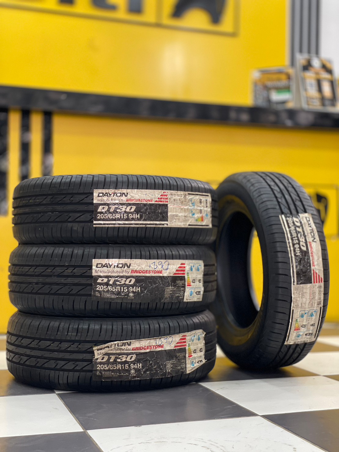 ยางใหม่ DAYTON BY BRIDGESTONE 205/65R15 ยางใหม่ปี2021