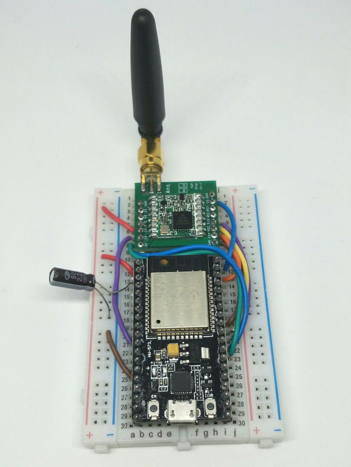 RFM95 หรือ SX1276 Shield สำหรับ Breadboard ขั้ว SMA พร้อมเสายาว 9.5ซม