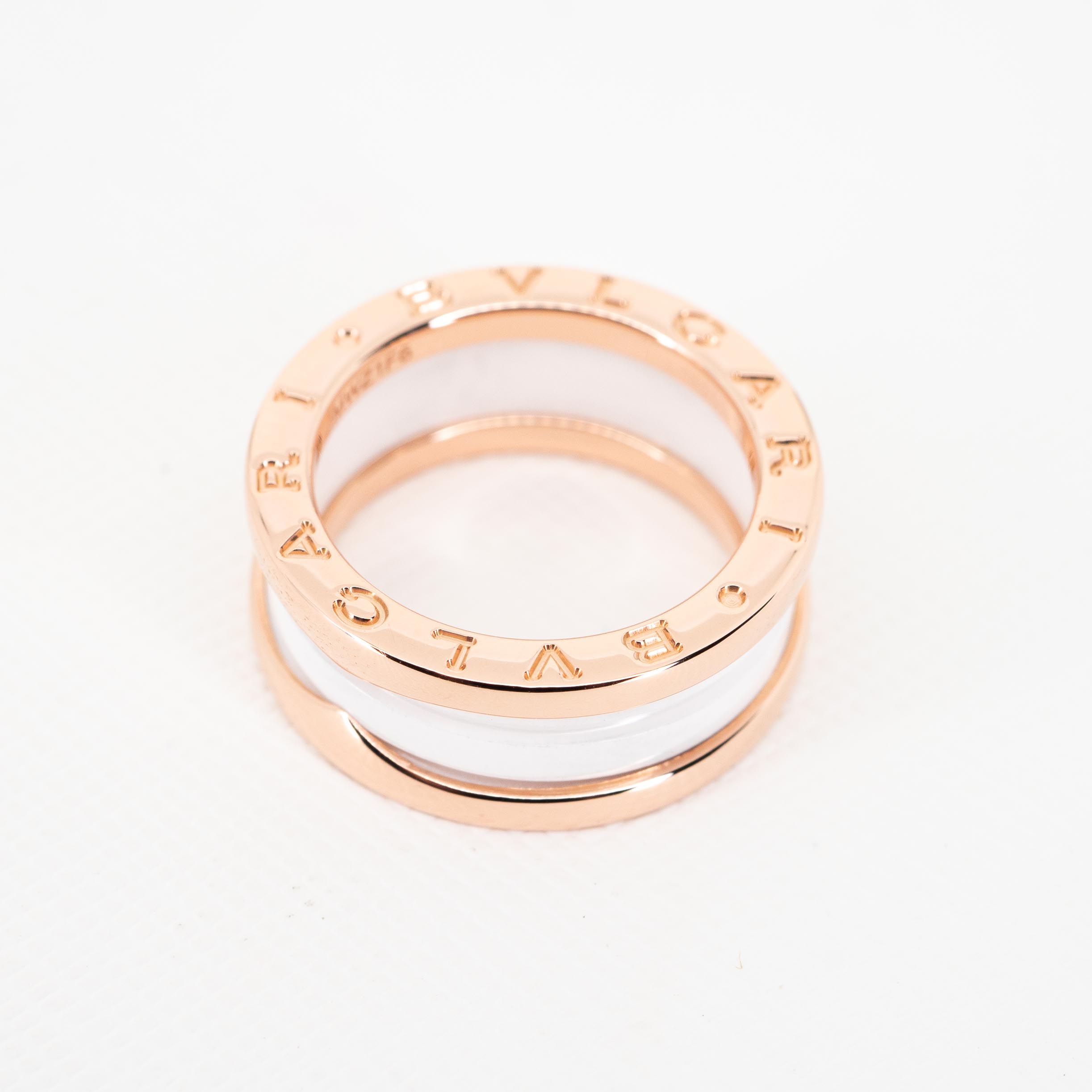 แหวน Bvlgari B.zero1 2band white ceramic ทองชมพู18K ไซส์ 50# (Used)