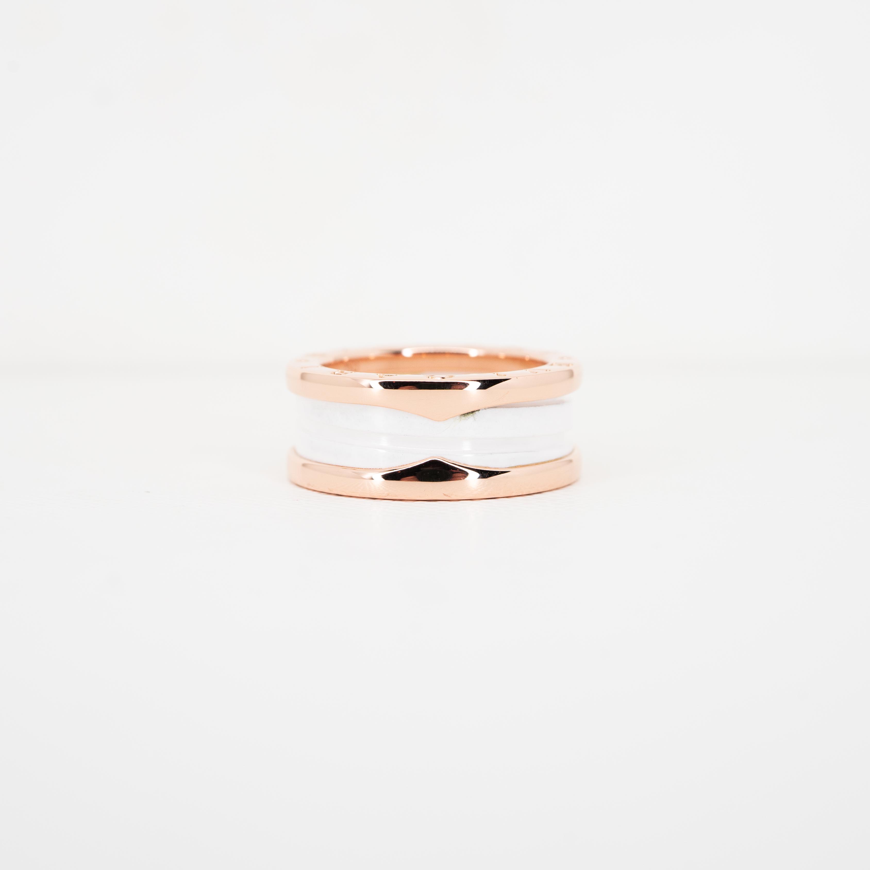 แหวน Bvlgari B.zero1 2band white ceramic ทองชมพู18K ไซส์ 50# (Used)