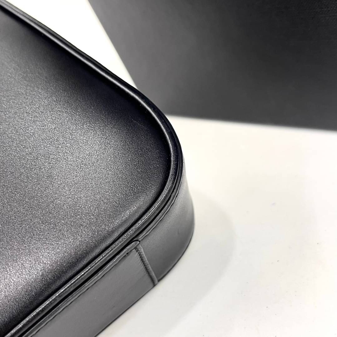 YSL Hobo bag 2021 มือสอง