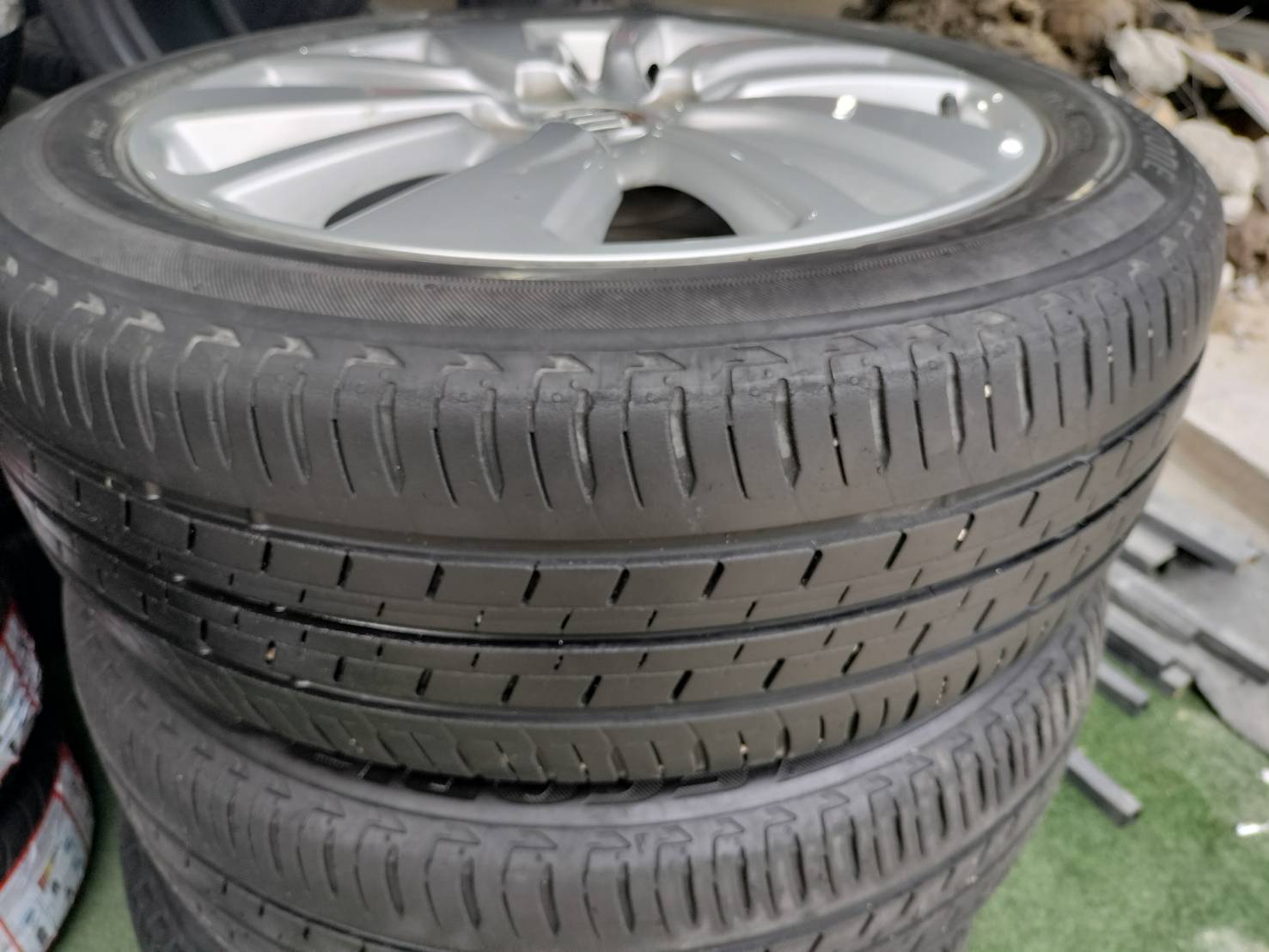 ล้อเดิมมือสอง SUZUKI ขอบ16 ขนาด4×100 พร้อมยางสภาพดียี่ห้อ BRIDGESTONE EP150 185/55R16