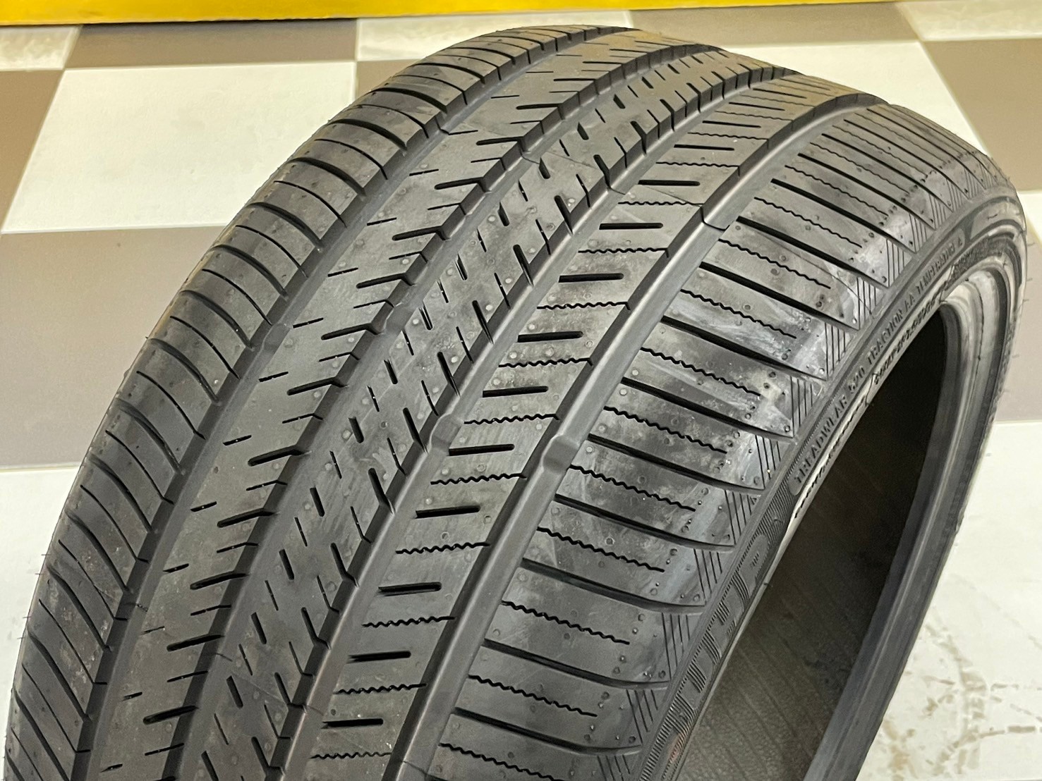 ยางใหม่ Atlas UHP 265/35R18 ยางใหม่ปี2024