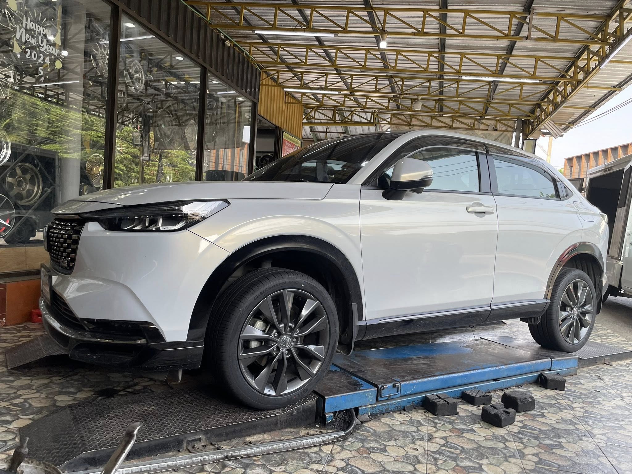 #HONDA_HRV 🚘เปลี่ยนยาง 🛞🐘GITI_ControlP10_225/45R18