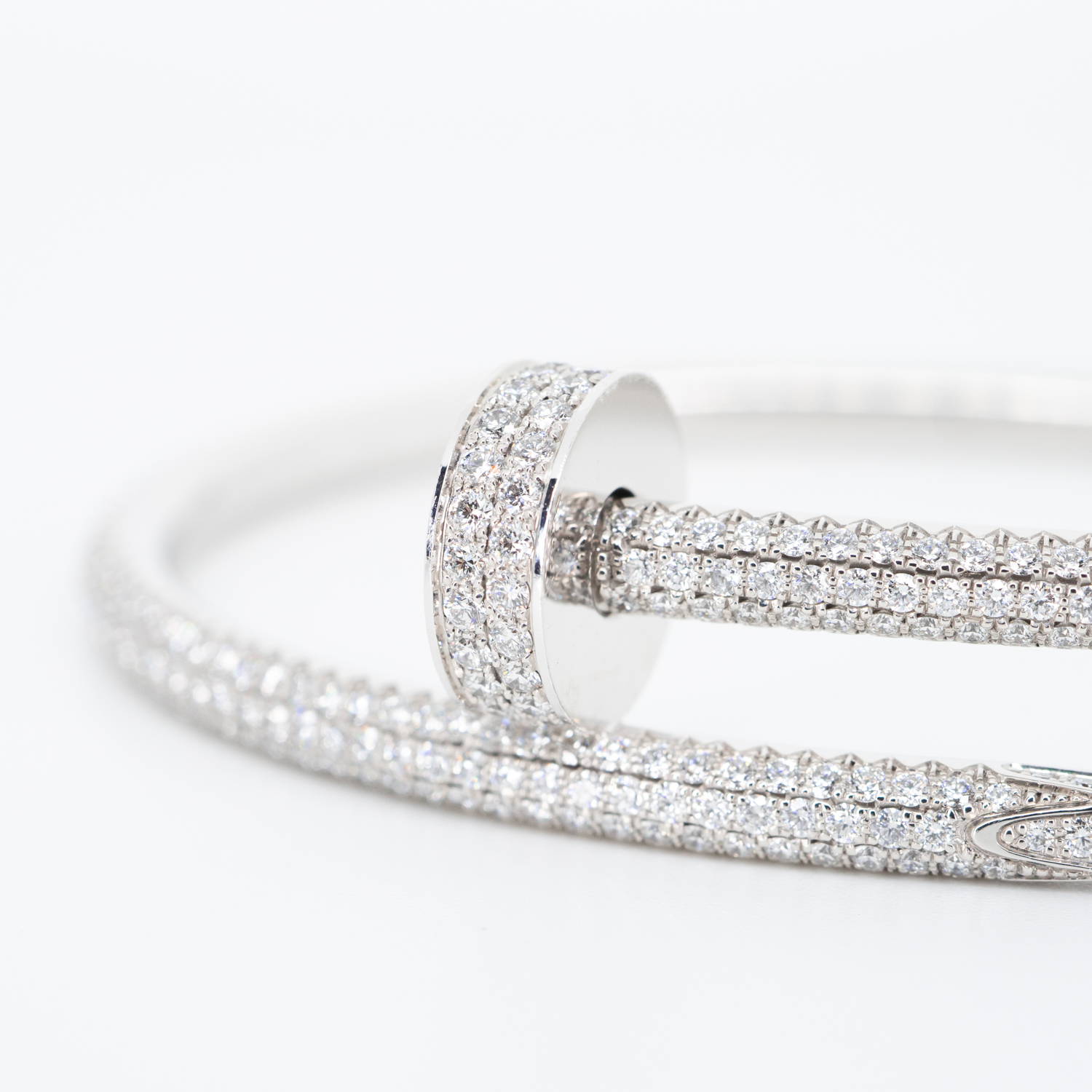 **Sold** แหวน Cartier Juste Un Clou Bracelet with Pave Diamond ทองขาว18K ไซส์ 16# (Used) +กล่องและการ์ดไทย2022