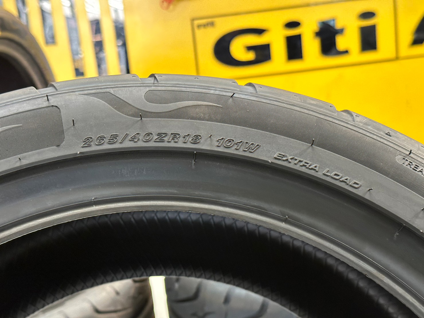 ยางใหม่ ยางซอฟ NAZZ Sport DS1 235/45R18 265/40R18 ยางใหม่ปี2023