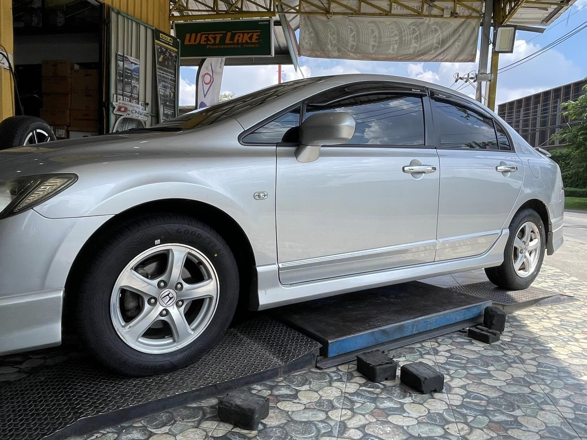 HONDA_CIVIC🚘 เปลี่ยนยาง 🛞🐘#GOODYEAR_DURAPLUS2_195/65R15