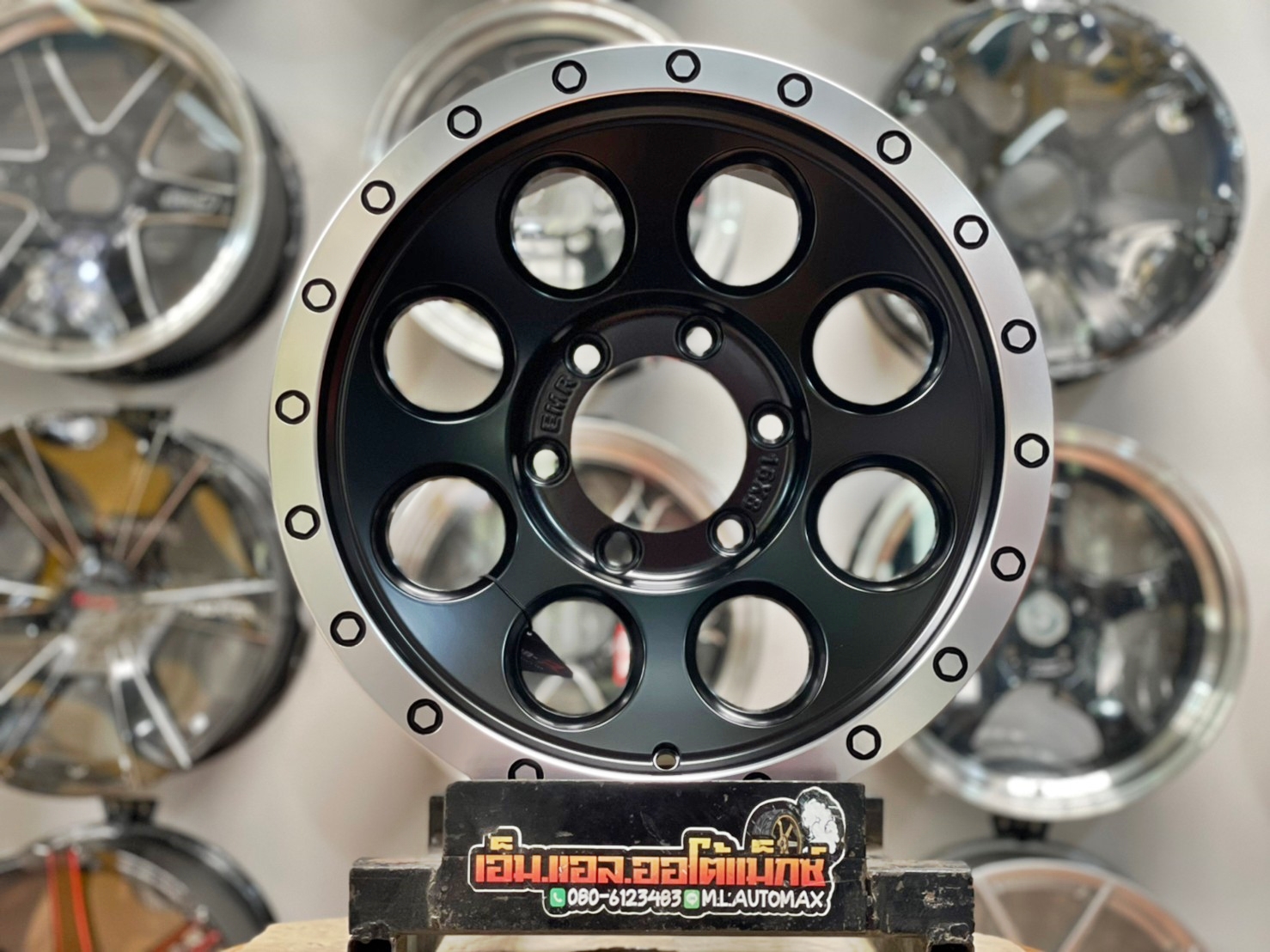 ล้อแม็กซ์ Emotion-R รุ่นMAX ล้อขอบ16 กว้าง8 ออฟ0 6รู139.7 สีดำด้านกลึงขอบ(MBD)