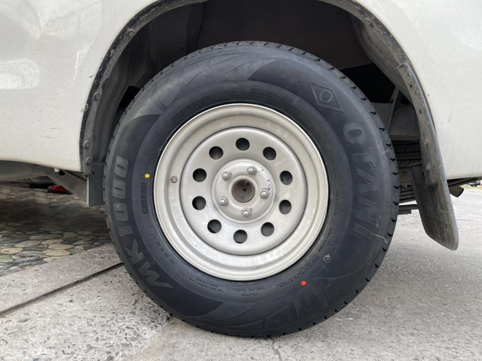 #TOYOTA_REVO 🚘เปลี่ยนยาง 🛞🐘#KINTO_FUERTE K99_215/70R15 ❤️ 🛞#OTANI_MK1000_225/75R15