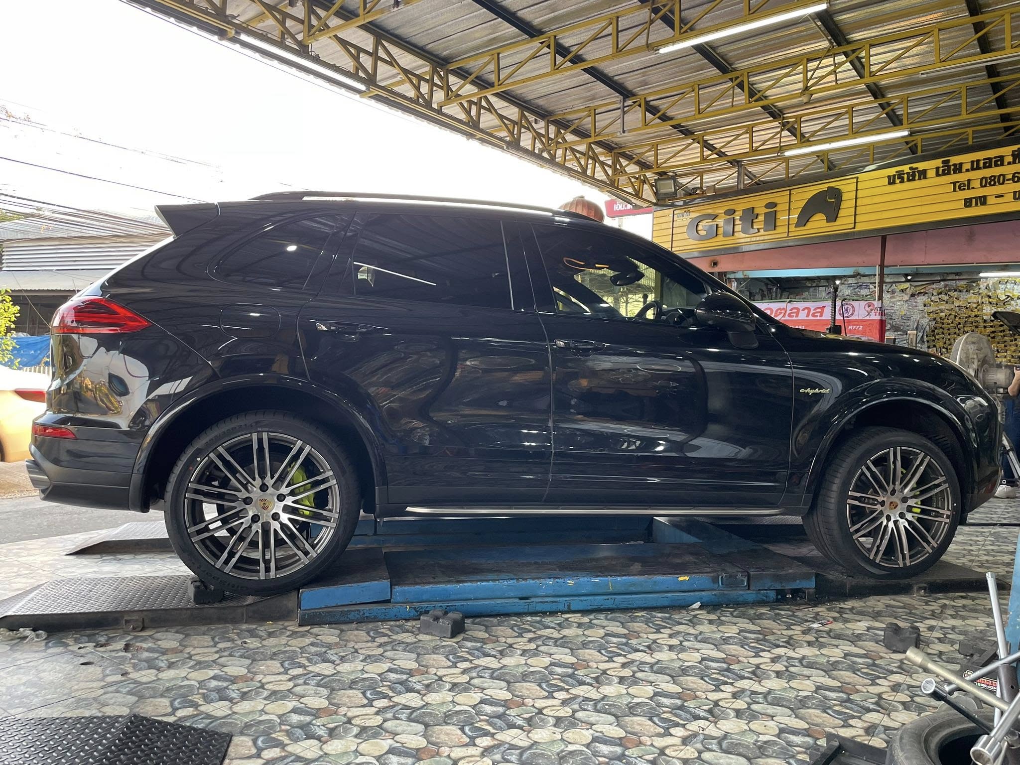 PORSCHE_CAYENNE เปลี่ยนยาง 💫 #GITI_Sport_S2_295/35R21