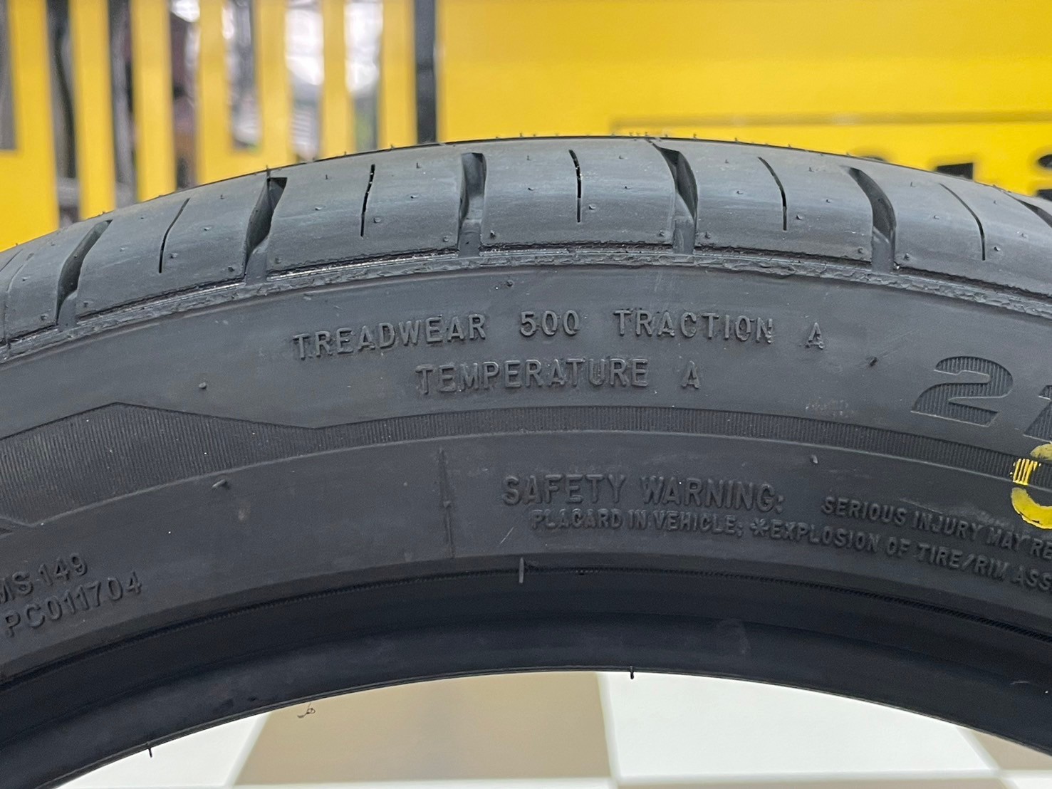 ยางใหม่AUSTONE SP702 215/45R17 ยางใหม่ปี2024