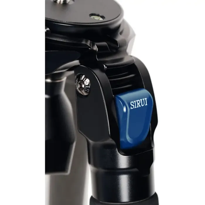 Sirui AR-3204 4-Section Carbon Fiber Tripod