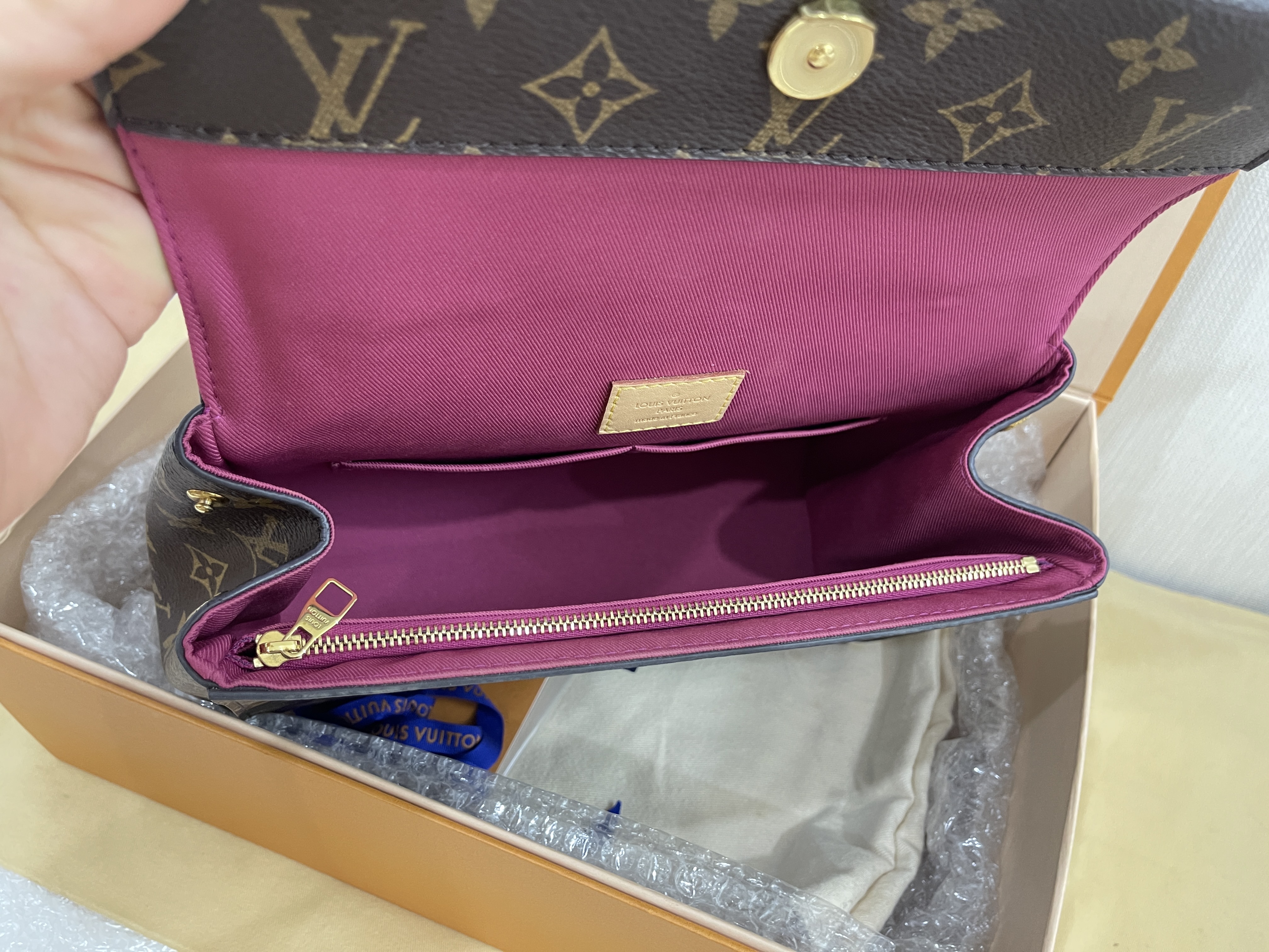 LV Cluny BB มือสอง