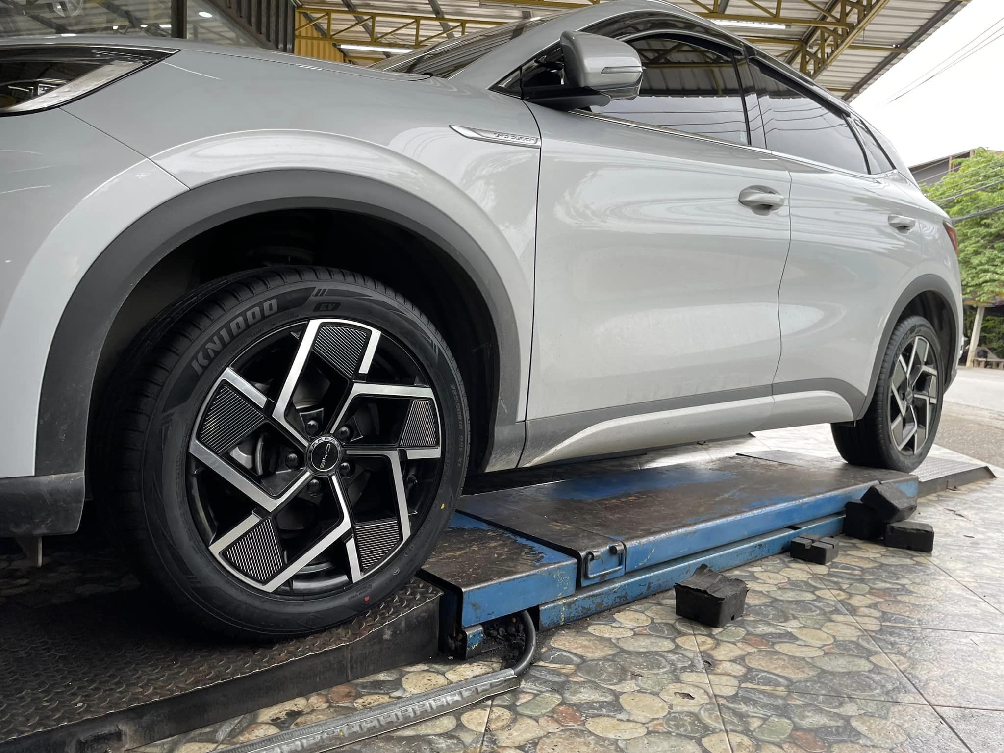 #BYD_ATTO3 #OTANI #KN1000 225/50R18