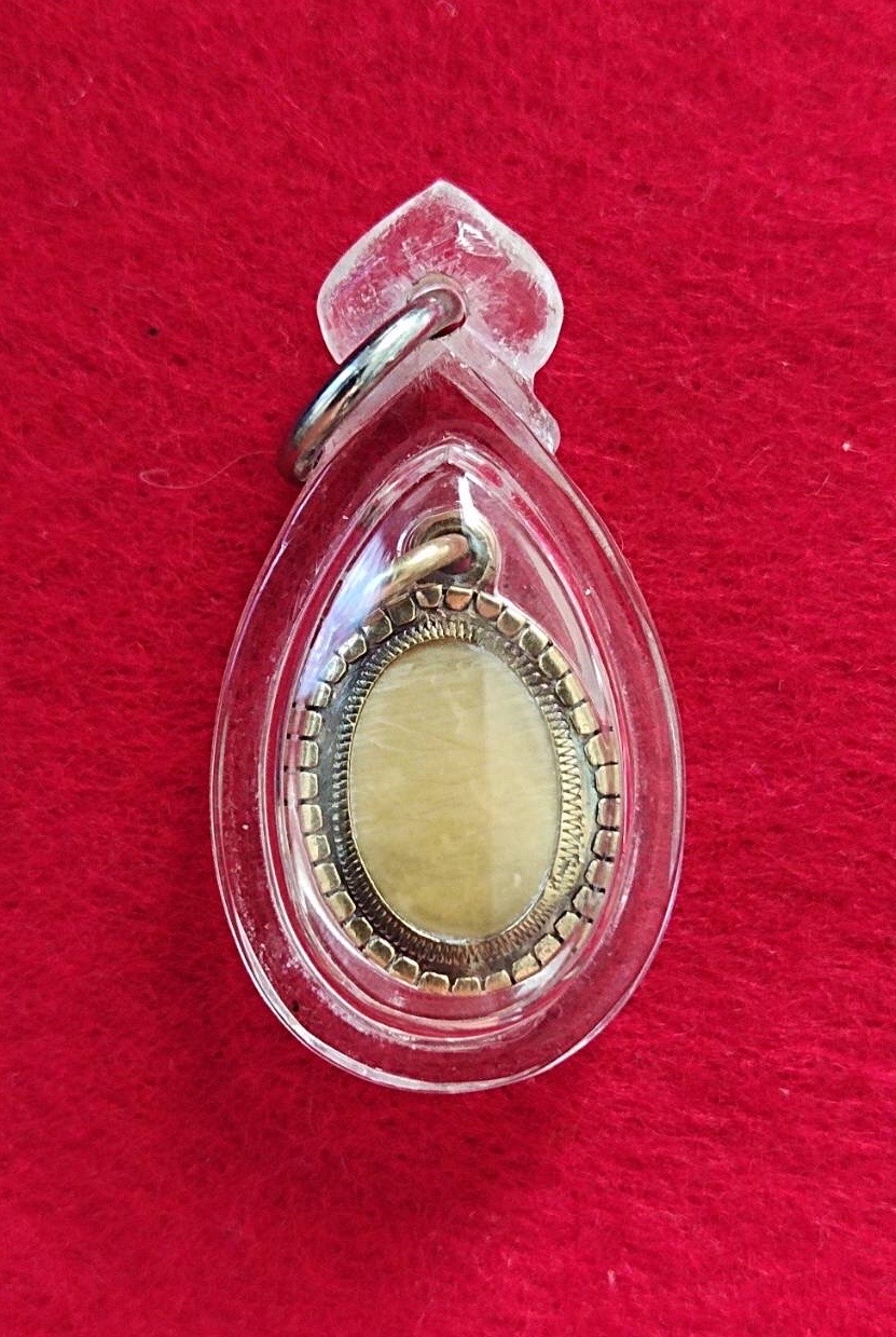 แม่นางกวักงาแกะ หลวงพ่อเดิม วัดหนองโพ นครสวรรค์ ยุคปลาย เลี่ยมทองเก่าแท้ดูง่ายครับ