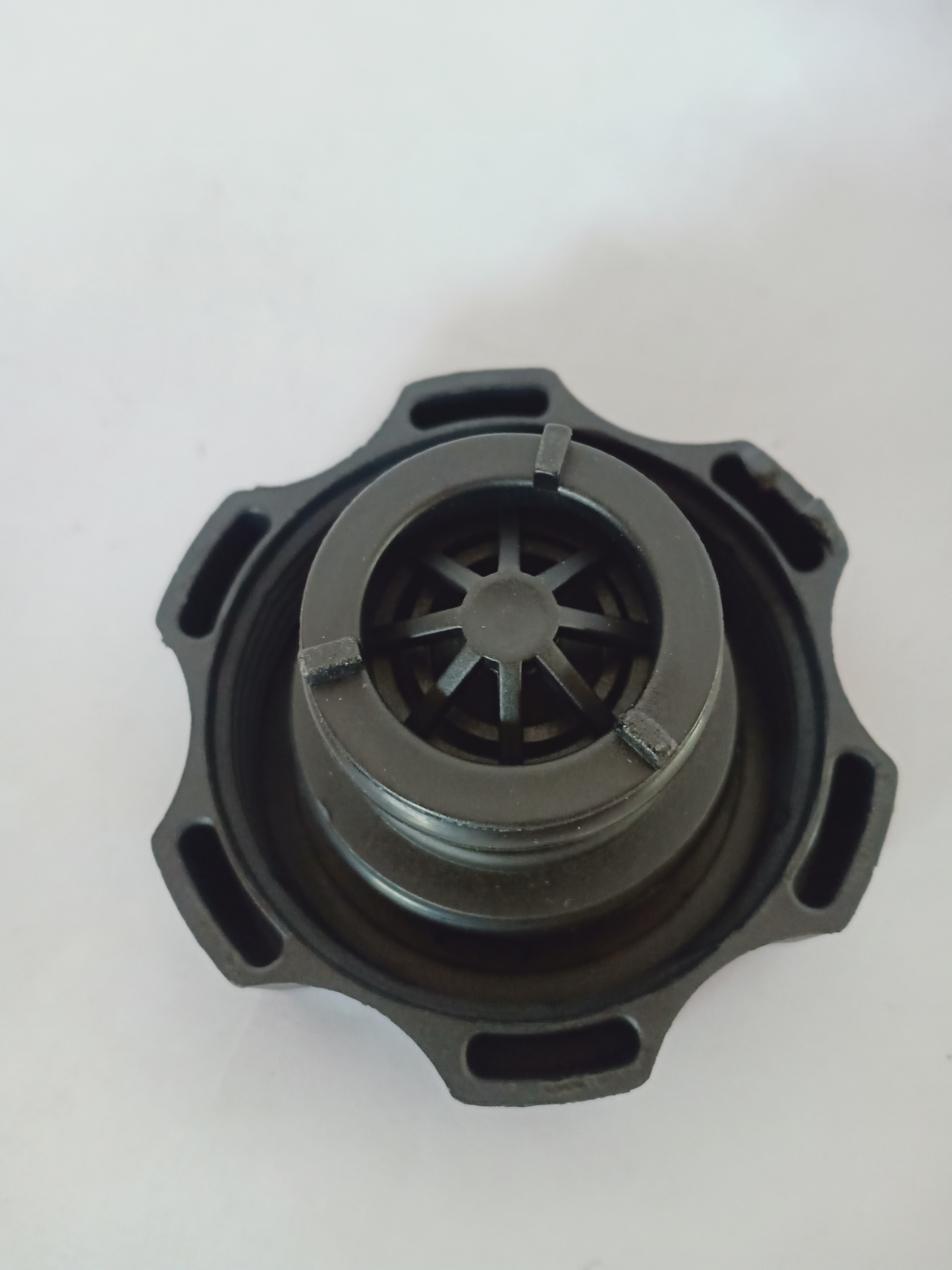 ฝาปิดถังพักน้ำ CRUZE