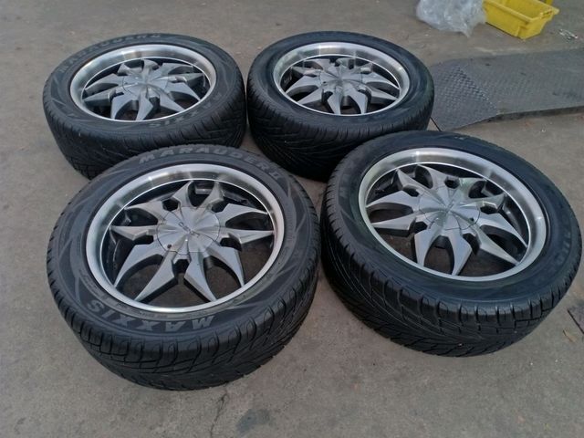 ล้อแม็กLensoขอบ20 ขนาด6รู139 ออฟ18 กว้าง8.5 พร้อมยางMaxxis 265-50R20