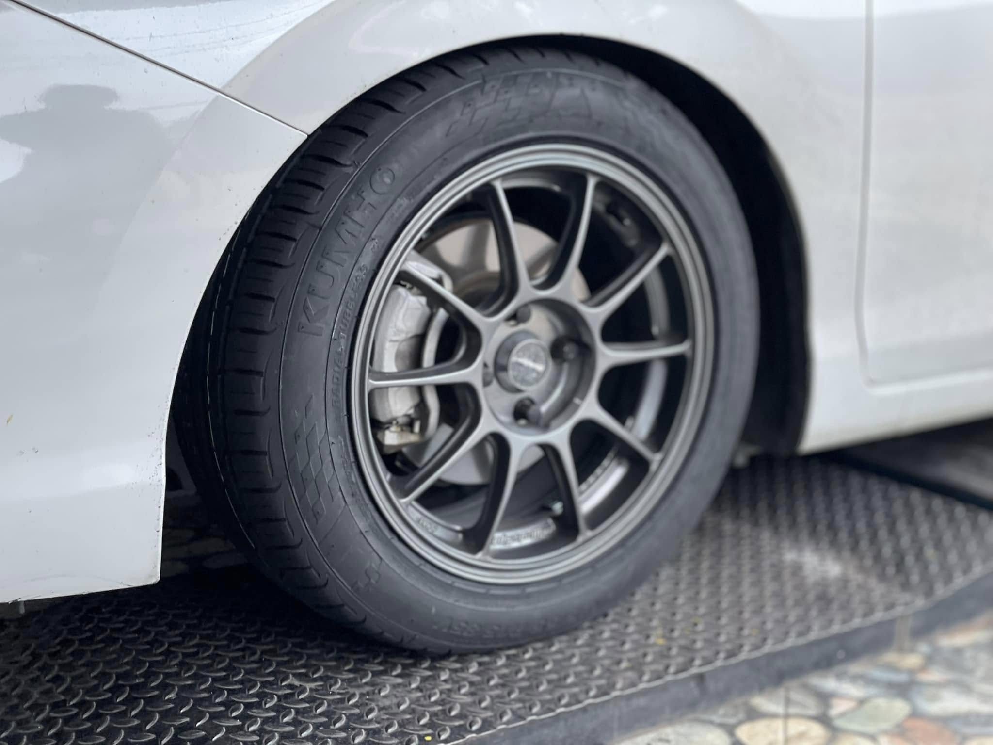 🛞❤️ #HONDA_CITY 🚘❤️💫 🛞🐘#KUMHO #PS31 195/55R15