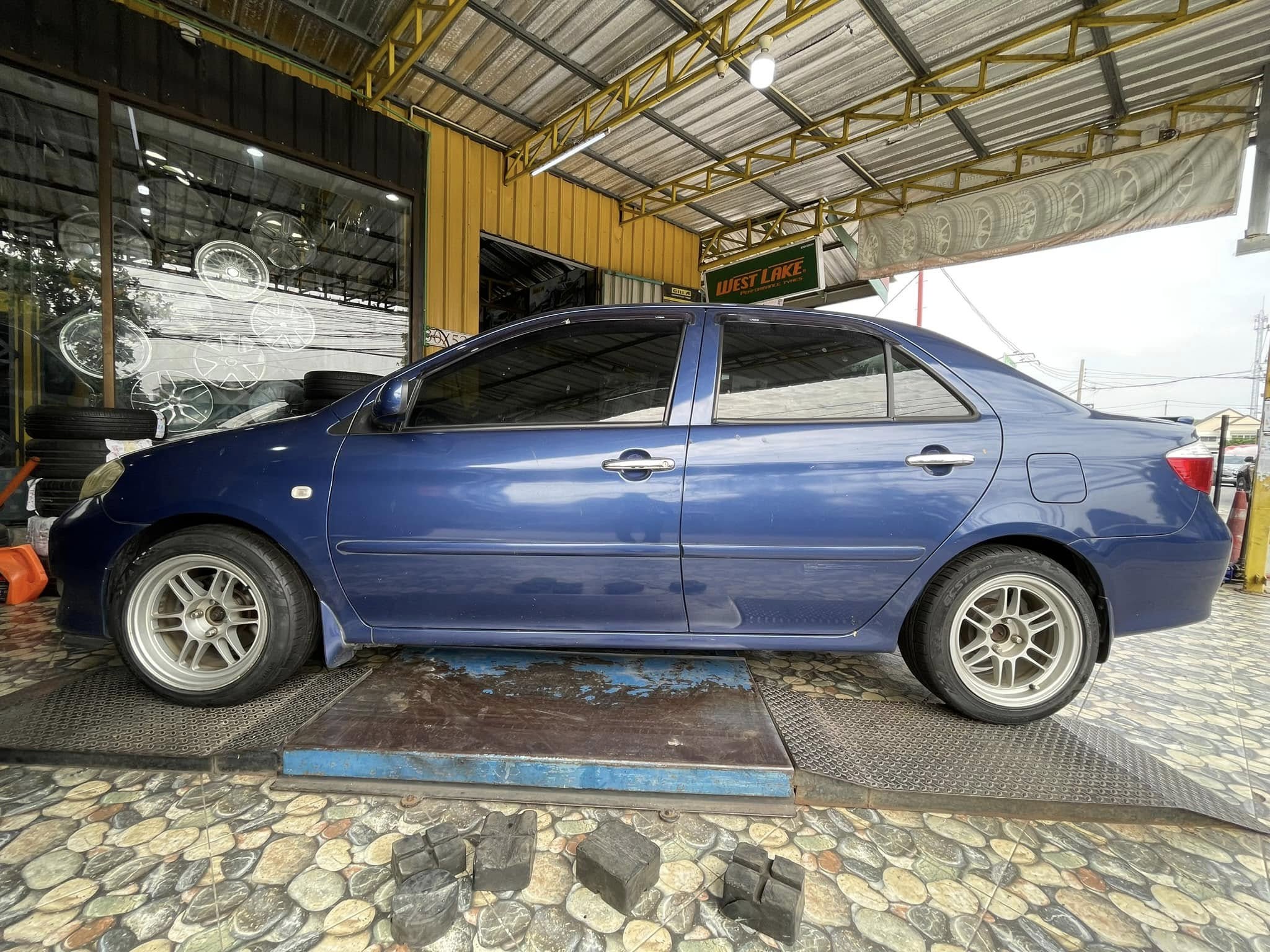 🛞❤️ #TOYOTA_VIOS 🚘เปลี่ยนยาง 🛞🐘#KUMHO_PS31_195/50R15 ❤️ 🛞 #บริการตั้งศูนย์🛞