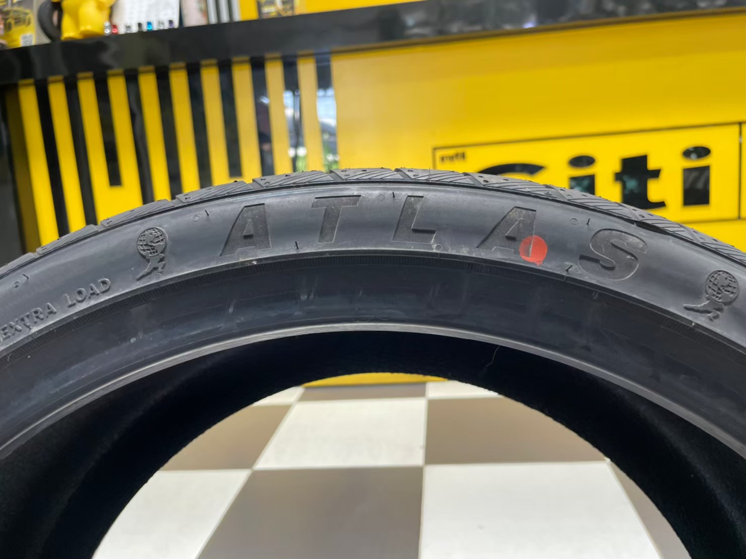 ATLAS FORCE UHP 255/35R19 ยางใหม่ปี 2022