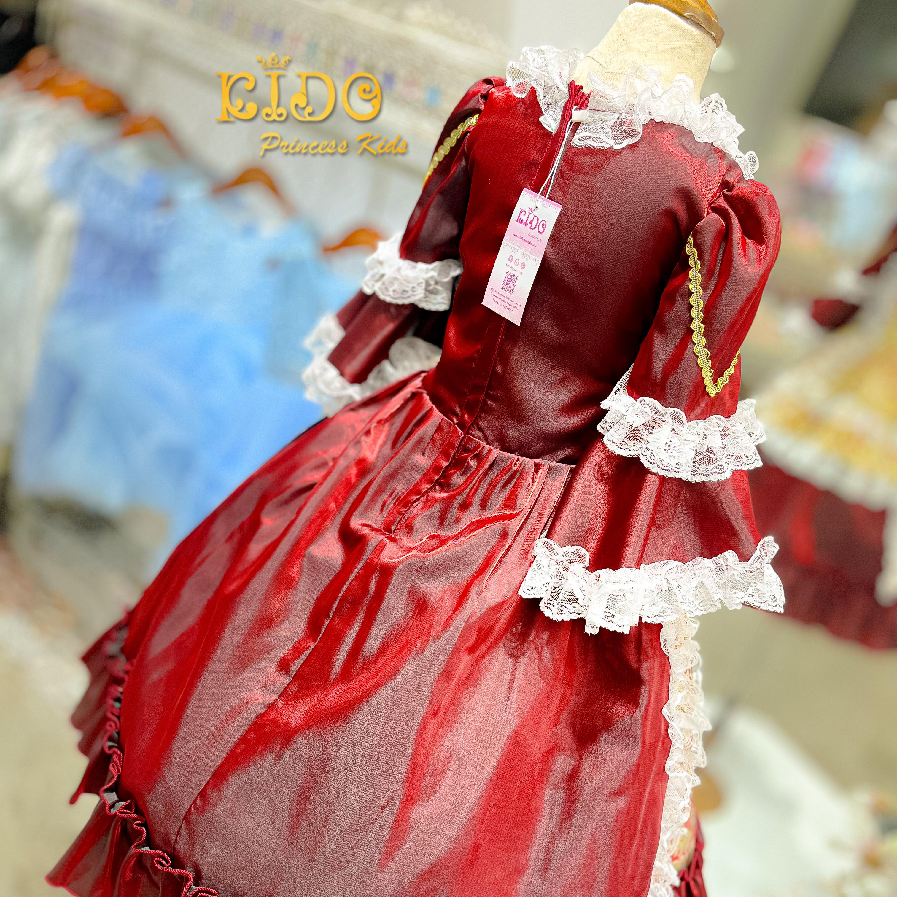 ชุดเดินแบบเด็ก(หน้าร้านอยู่รัชดา ลองได้ถ่ายรูปจากชุดจริง)W18432สีแดง ยุควิคตอเรีย กระโปรงยาว