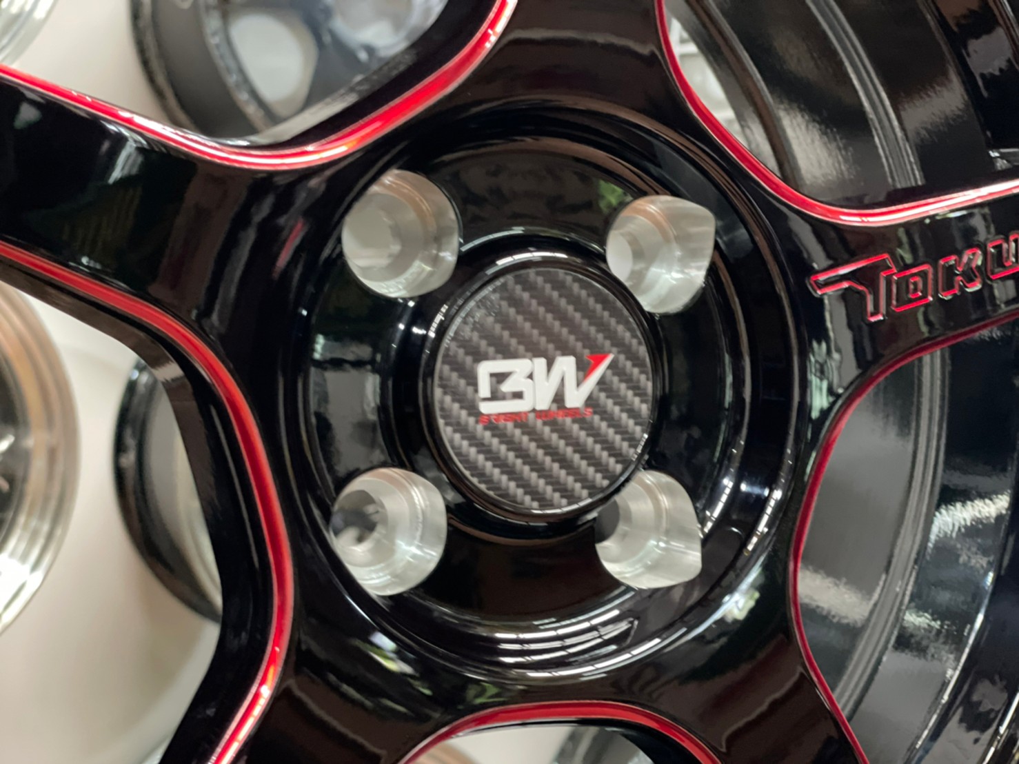 ล้อแม็กซ์ขอบ15 Brightwheels BW-57 ขอบ15 กว้าง7 ออฟ35 4รู100 สีดำข้างก้านไดร์แดง(F/B ED RED)