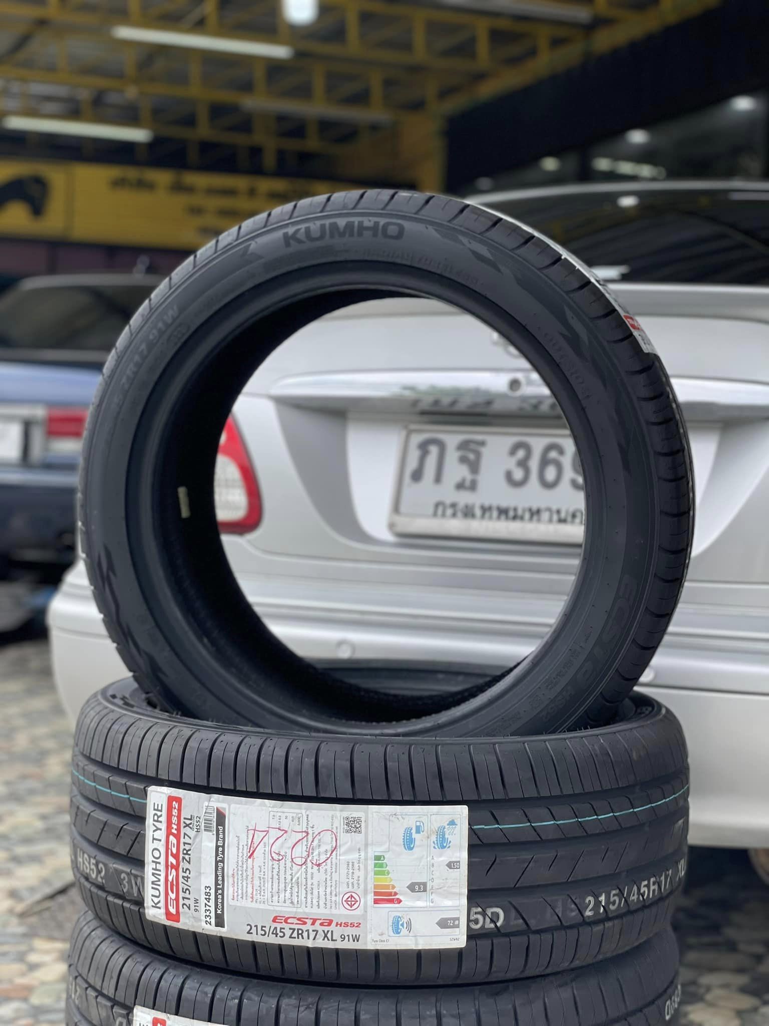🛞 #NISSAN_SUNNY 🚘เปลี่ยนยาง 🛞🐘#KUMHO_HS52_215/45R17