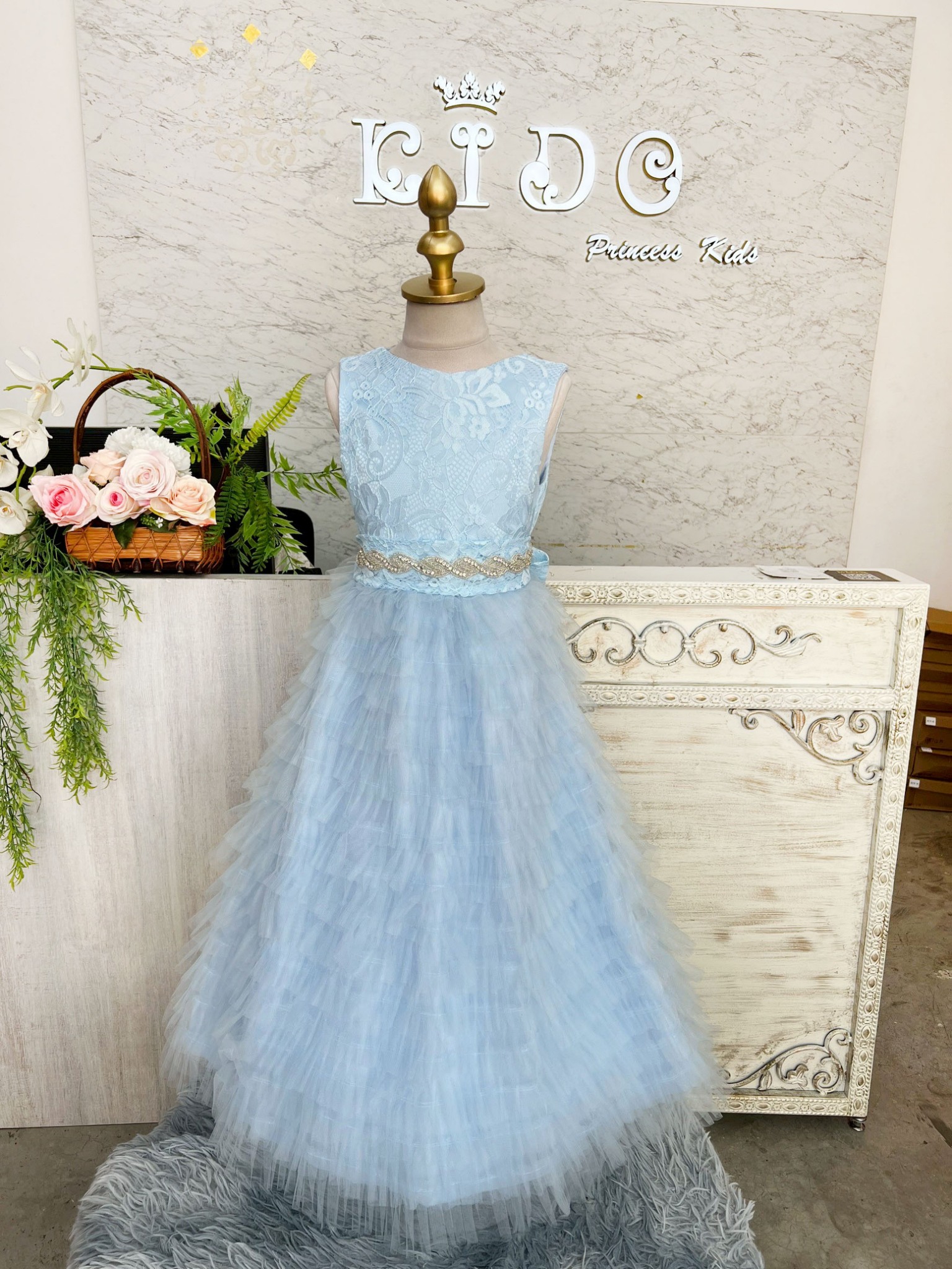 ชุดราตรีเด็ก(หน้าร้านอยู่รัชดา ลองได้ถ่ายรูปเองจากชุดจริง)W19223 สีเขียว กระโปรงยาว แขนสั้น เอวประดับเพชร