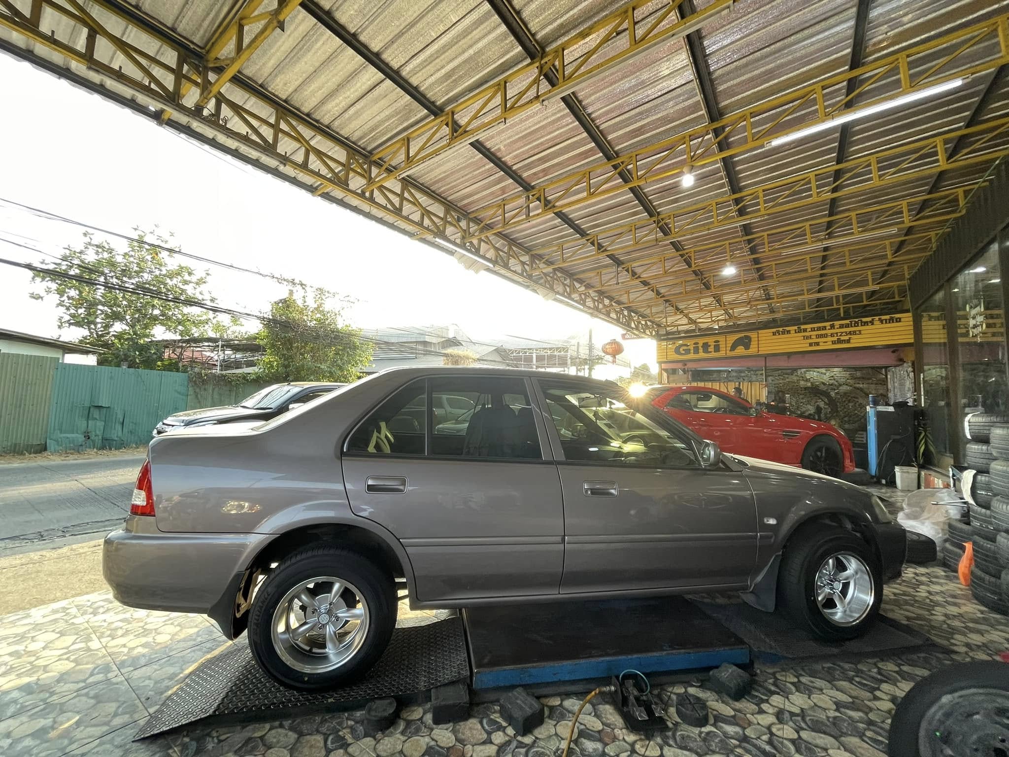 เสริมหล่อ ล้อพร้อมยาง #HONDA_CITY 🚘❤️💫 🛞🛠 #ALLIANCE_030EX 175/70R13 🛞🐘#ล้อกล้วยขอบ13 #MGW MF5134 13X7 ET-7 4X100