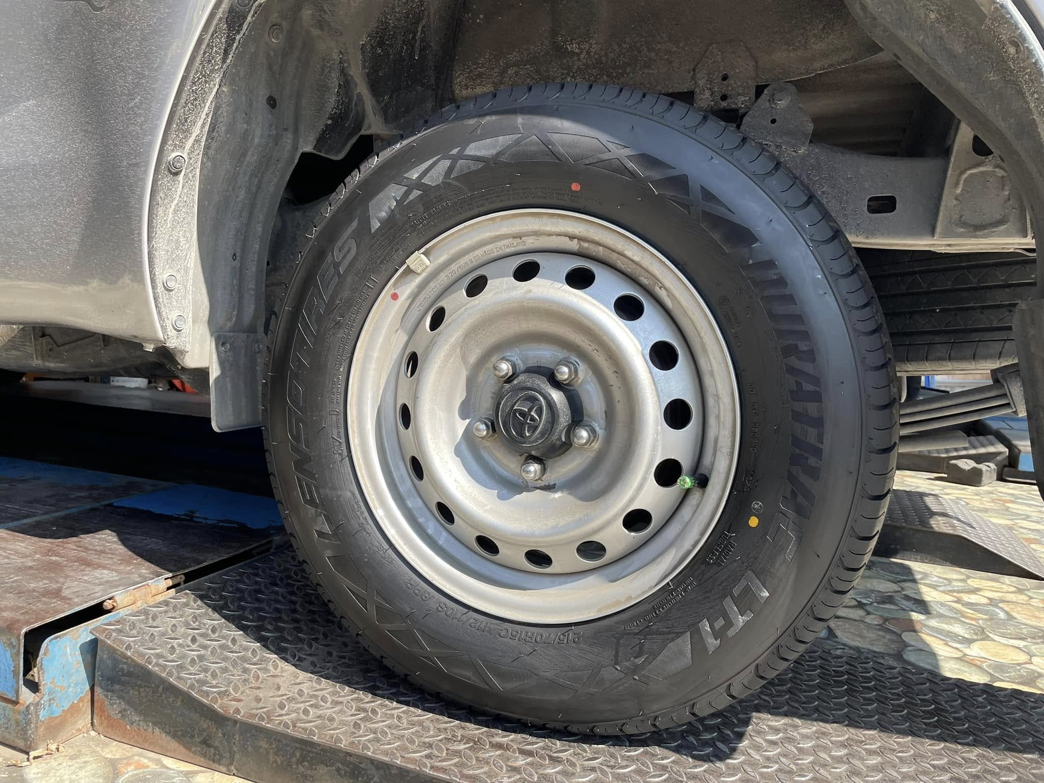 #TOYOTA_REVO🛞 เปลี่ยนยาง #LENSO_TIRES LT-1 215/70R15