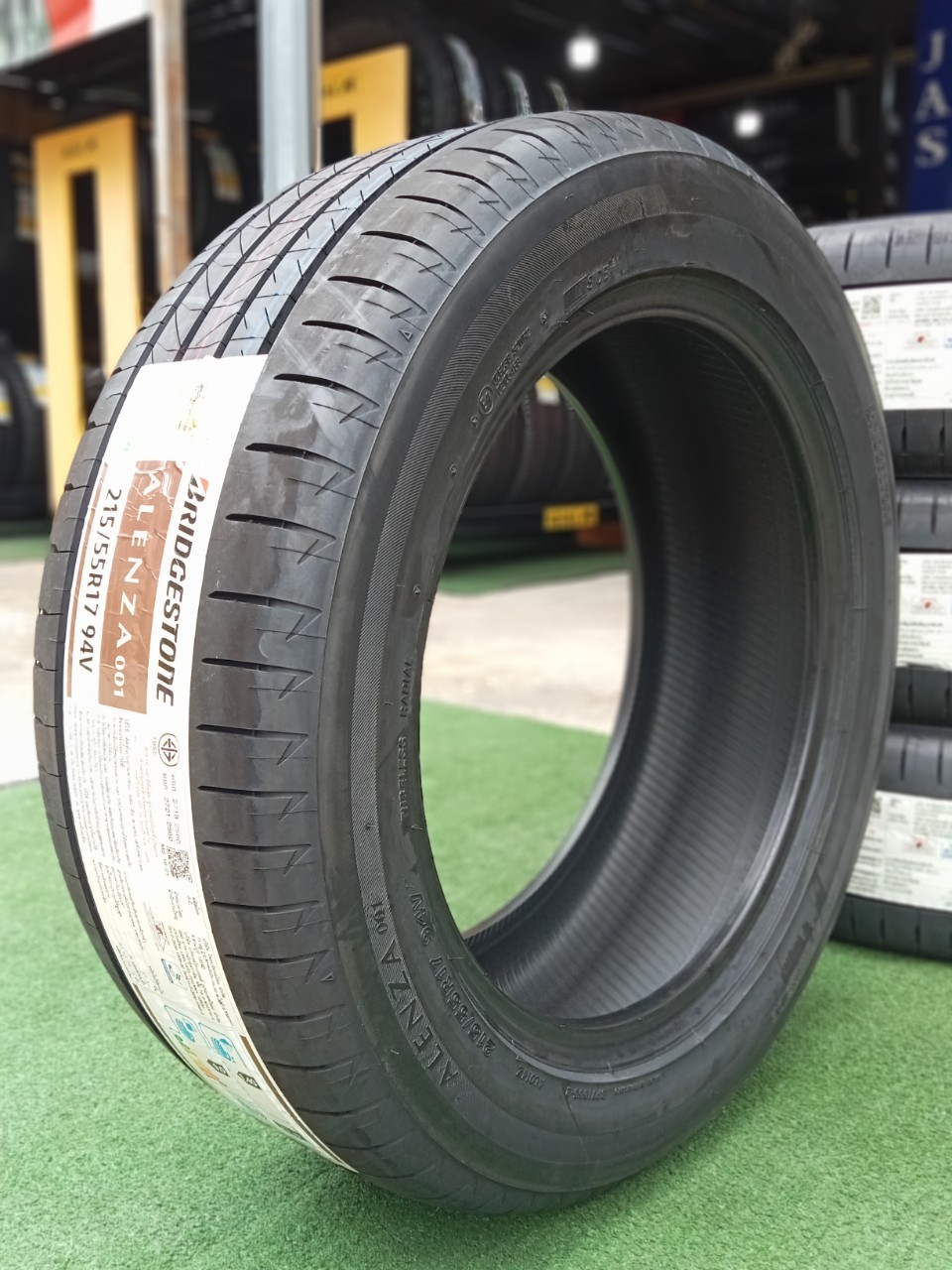 ยางใหม่ Bridgestone Alenza 001 215/55R17 ยางใหม่ปี2024