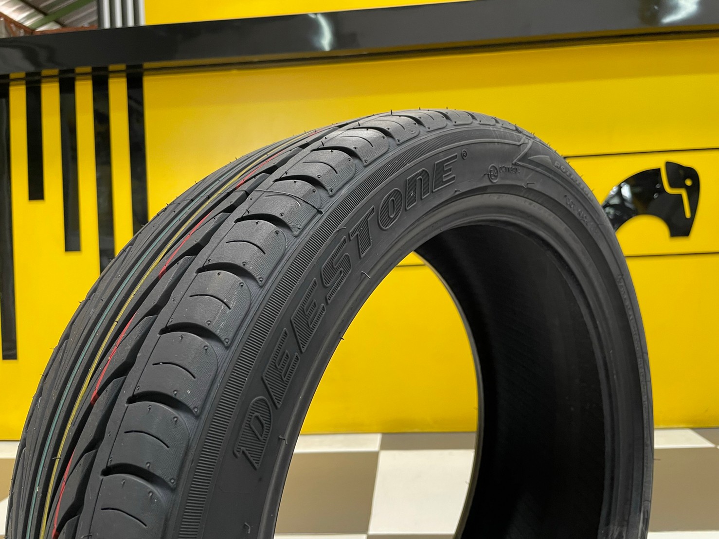 205/45R17 ยางใหม่ดีสโตน Deestone CARRERAS R702 ยางใหม่ปี2022