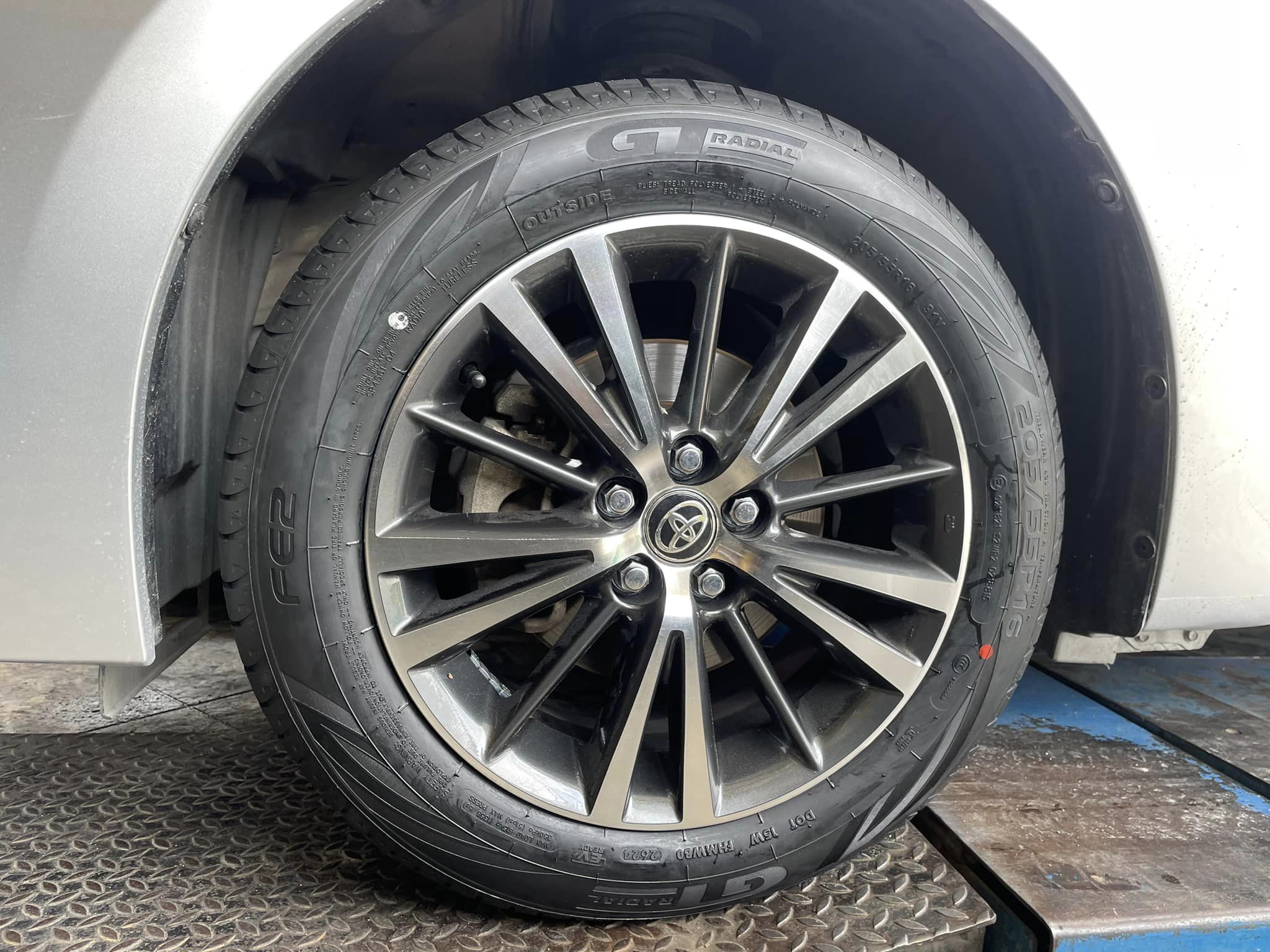 🚘 #TOYOTA_ALTIS เปลี่ยนยาง 🛞 #GT RADIAL FE2_205/55R16