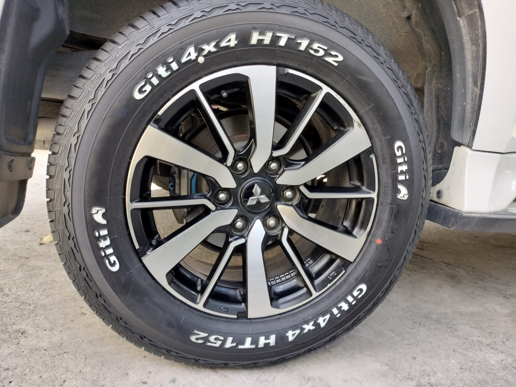 #MITSUBISHI_PAJEROSPORT #GITI_HT152_265/60R18