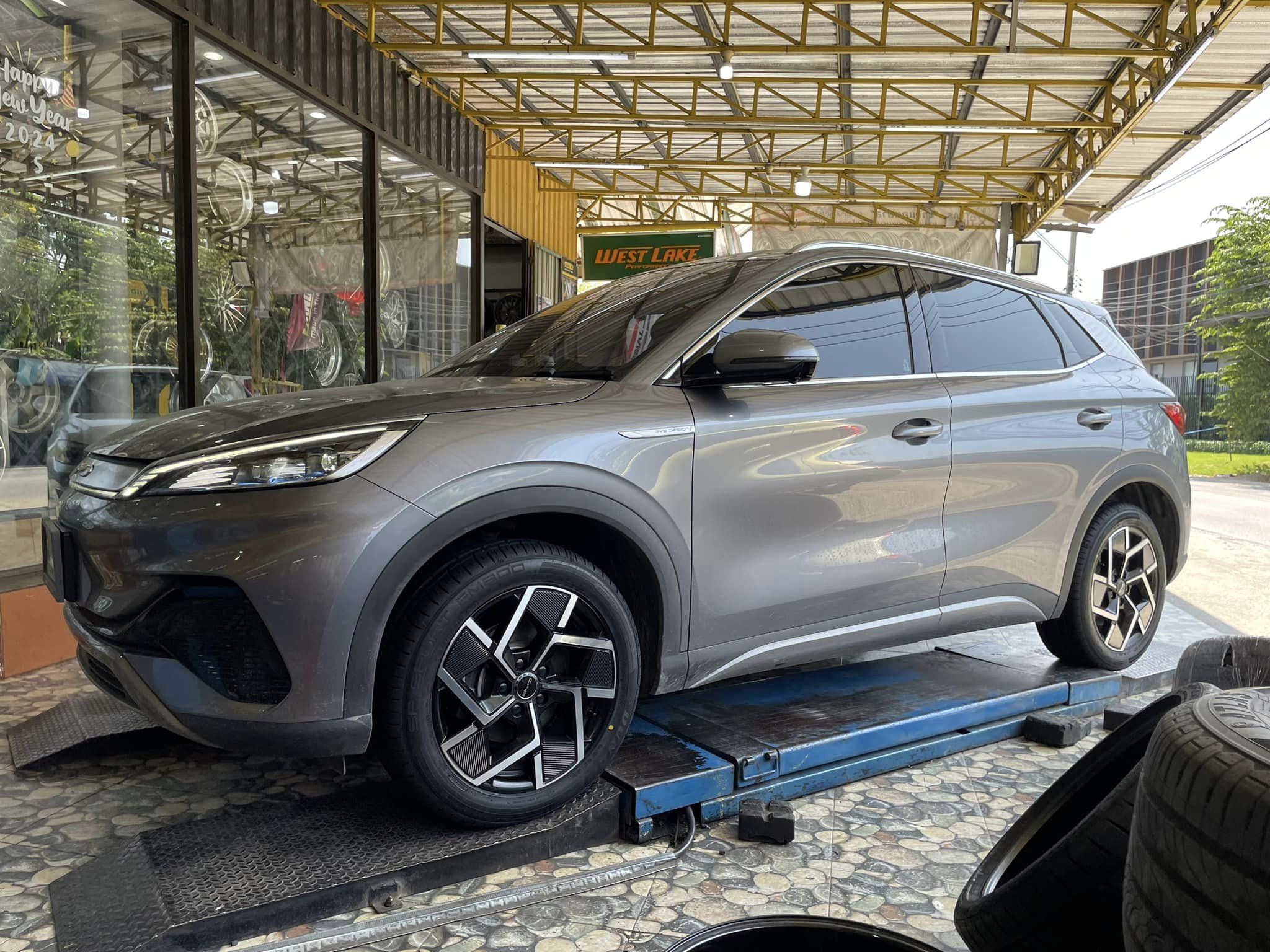 🙏 ขอบพระคุณลูกค้ามากๆค่ะไว้วางใจใช้บริการเอ็มแอลออโต้แม็กซ์ 🚗 #BYD_AUTTO3 🛞ยางใหม่ดันลอป #DUNLOP SP SPORT FM800 215/55R28 ยางใหม่ปี2024